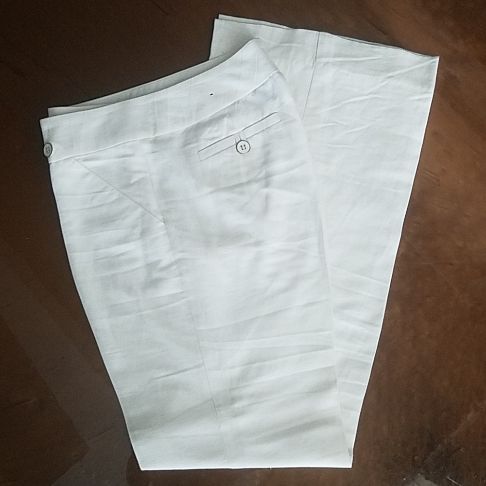 Limited Cassidy fit white pants